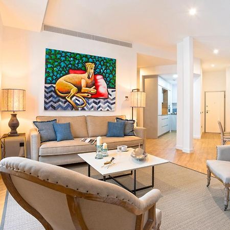 Genteel Home Goyeneta Sevilla Bagian luar foto