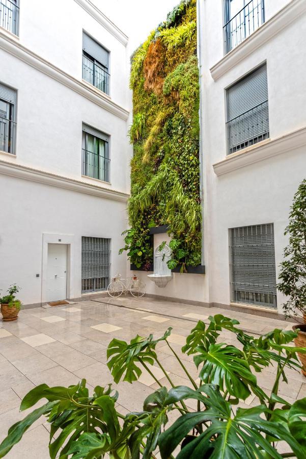 Genteel Home Goyeneta Sevilla Bagian luar foto